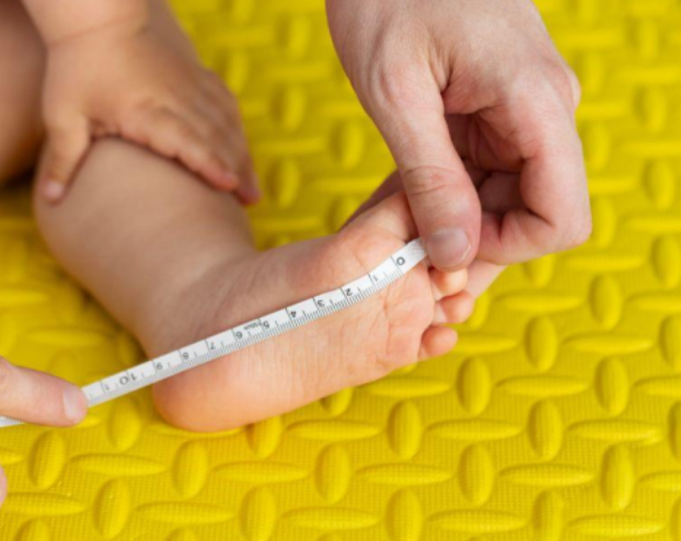 How Do Baby Shoe Sizes Work - BabySetGo.com